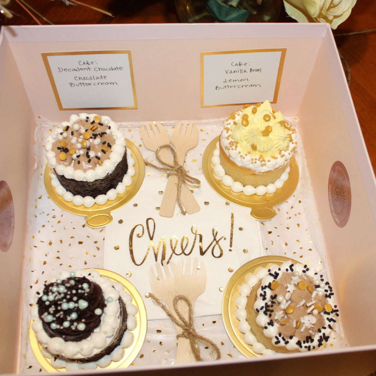 Signature Cake Taste Box